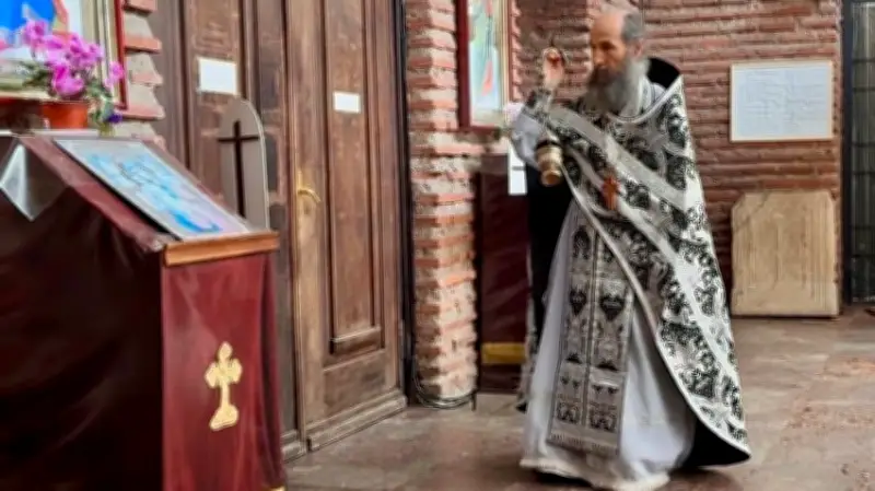 Blind Booking führt nach Sofia: Bulgariens Hauptstadt zwischen Euro-Frust und günstigen Reiseerlebnissen