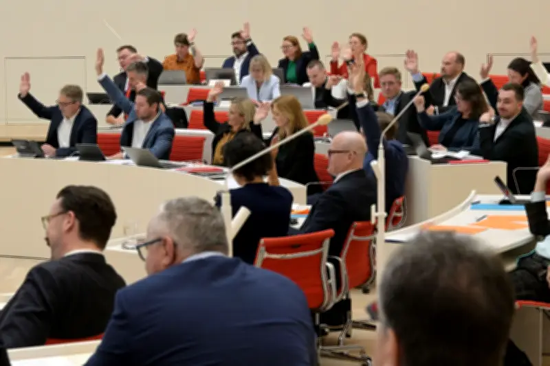 Brandenburger Landtag debattiert Spritpreiskrise und PCK-Raffinerie-Probleme