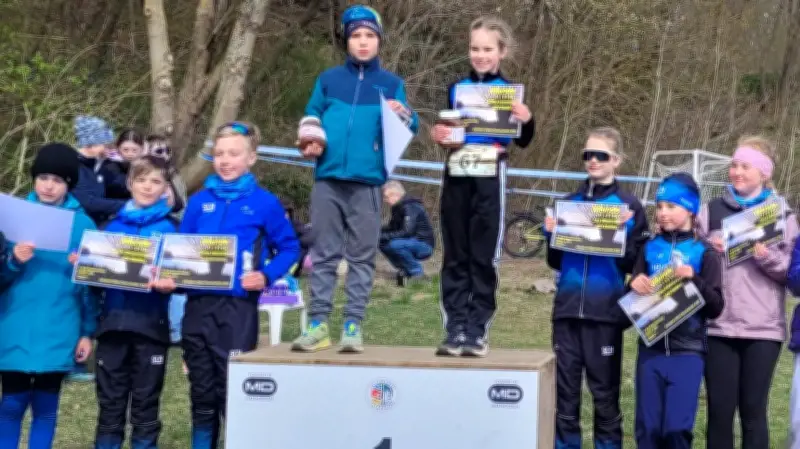 Brüeler Schüler triumphieren beim Osterduathlon in Godern mit knappen Siegen