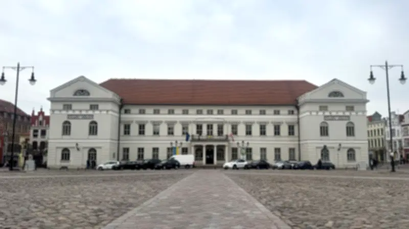 Bürgermeisterwahl in Wismar: Stichwahl zwischen SPD und AfD am 26. April 2026