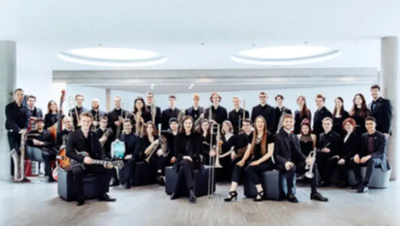 Bundesjugendorchester und Bundesjazzorchester begeistern in der Isarphilharmonie