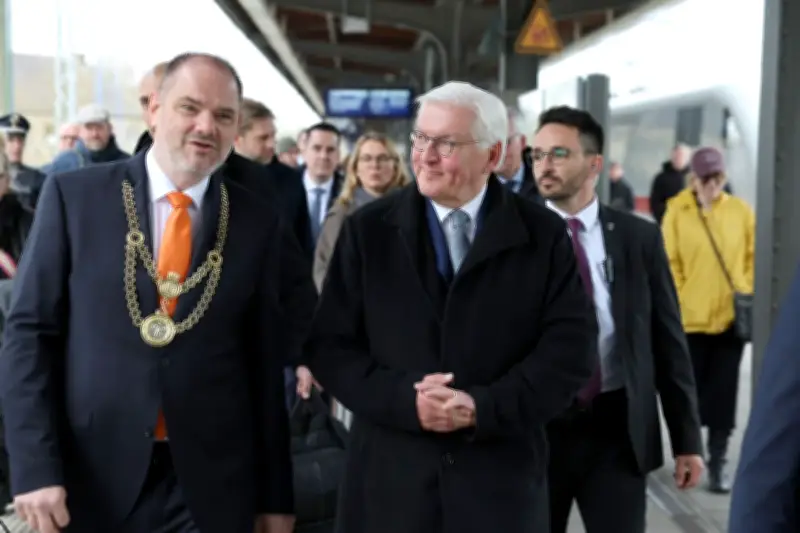 Bundespräsident Steinmeier beginnt dreitägige Ortszeit-Reihe in Stralsund