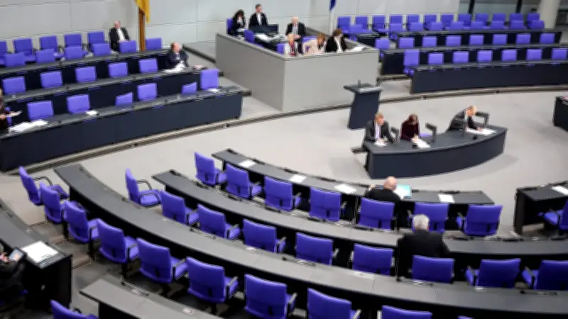 Bundestagsabgeordnete als Schwänzer: Linke überholt AfD bei Fehlzeiten