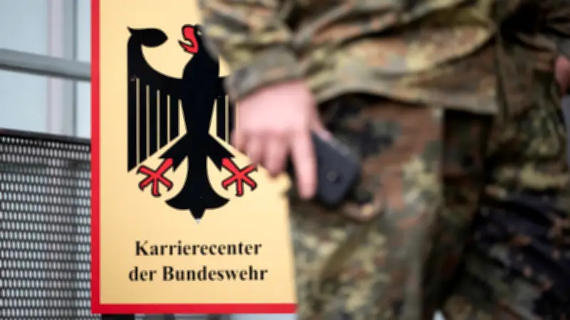 Bundeswehr-Einberufung bis 45: Neue Regeln für Männer im Ausland