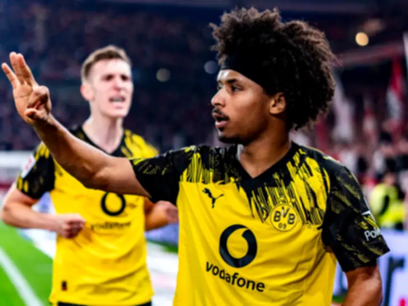 BVB-Star Adeyemi: Unklare Zukunft nach provokantem Torjubel in Stuttgart