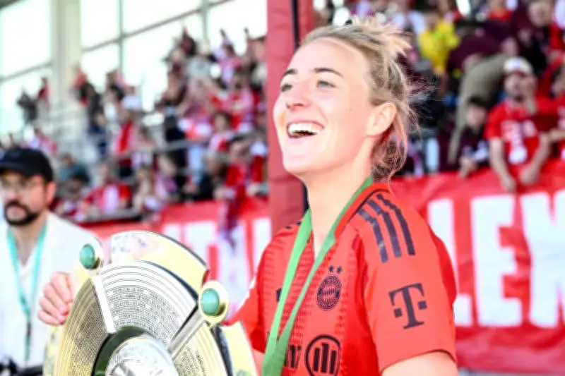 Carolin Simon verlässt FC Bayern: Ex-Nationalspielin wechselt zu Leverkusen