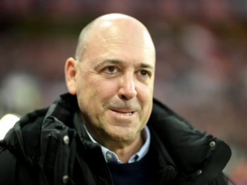 Carro wirft Bayern Arroganz vor und enthüllt abgelehnte Angebote