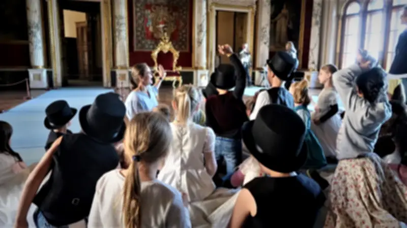 Charity-Flohmarkt in Schwerin: Gebrauchtes für kulturelle Bildung