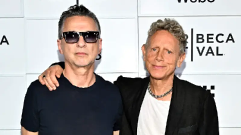 Chart-Rätsel gelöst? Depeche Mode Hit durch Tribute-Band Forced to Mode wieder in Charts