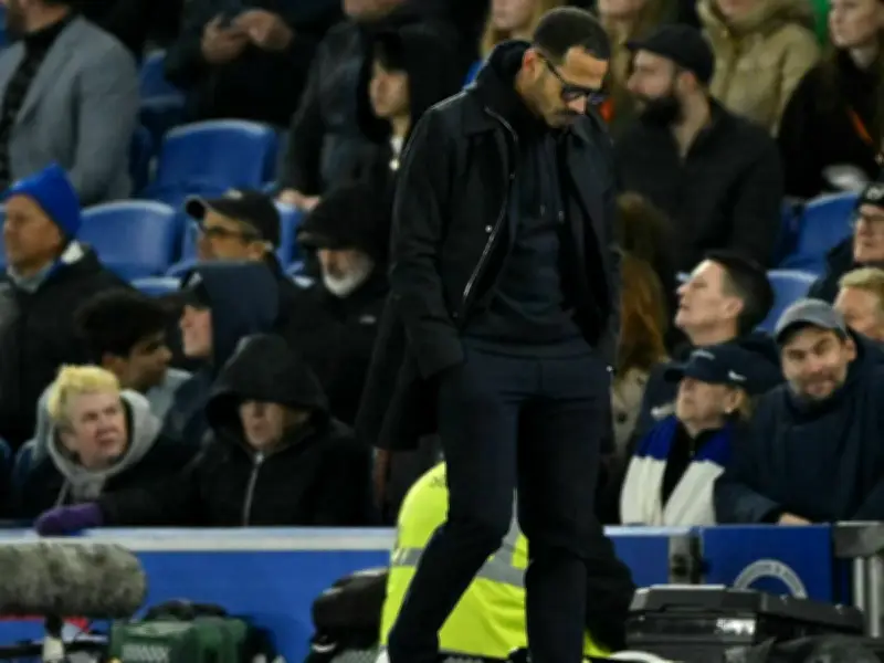 Chelsea trennt sich nach nur vier Monaten von Teammanager Liam Rosenior