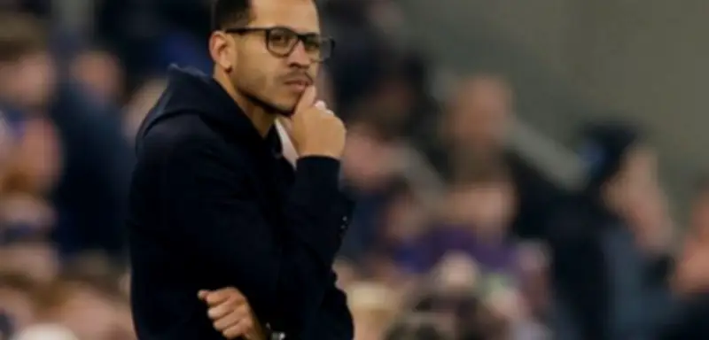 Chelsea trennt sich nach nur vier Monaten von Trainer Liam Rosenior