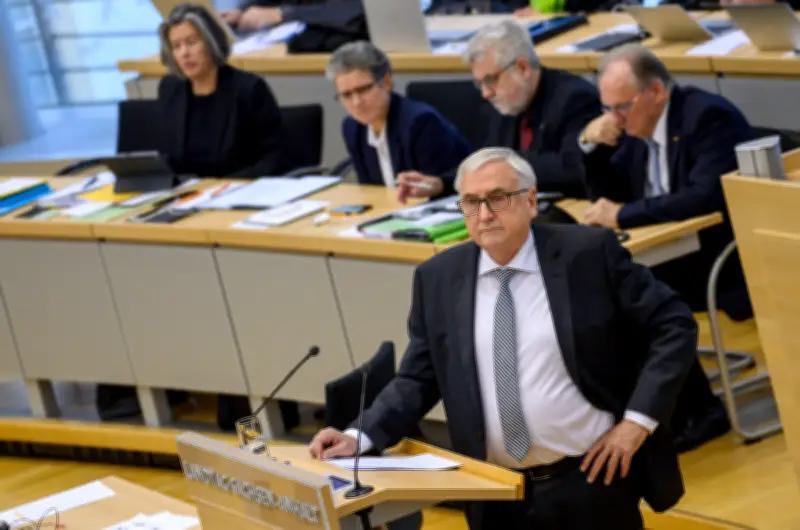 Chemie- und Raffineriepakt in Sachsen-Anhalt: Landesregierung und Industrie schmieden Krisenallianz