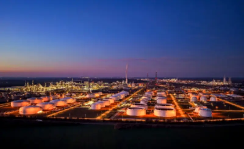 Chemieindustrie in Ostdeutschland warnt vor politischen Risiken durch Landtagswahlen