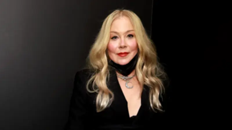 Christina Applegate im Krankenhaus: Neue Sorgen um die an MS erkrankte Schauspielerin