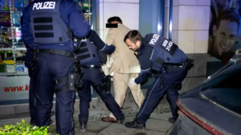 Clan-Osterfeier in Leverkusen eskaliert: Polizisten und Familienangehörige verletzt