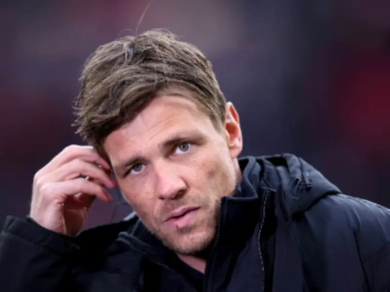 Clemens Fritz reflektiert über Kritik: Anonyme Kommentare belasten Werder-Sportchef