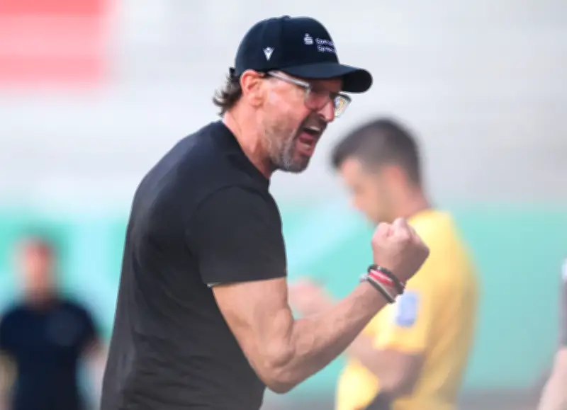 Cottbus triumphiert, Hansa stürzt ab: Dramatische Szenen in der 3. Fußball-Liga