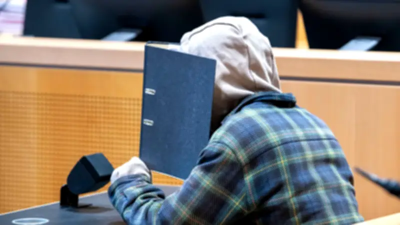 „Da war übelst viel Blut“: 9-Jährige schildert im Mordprozess um ihre Mutter grausame Tatdetails