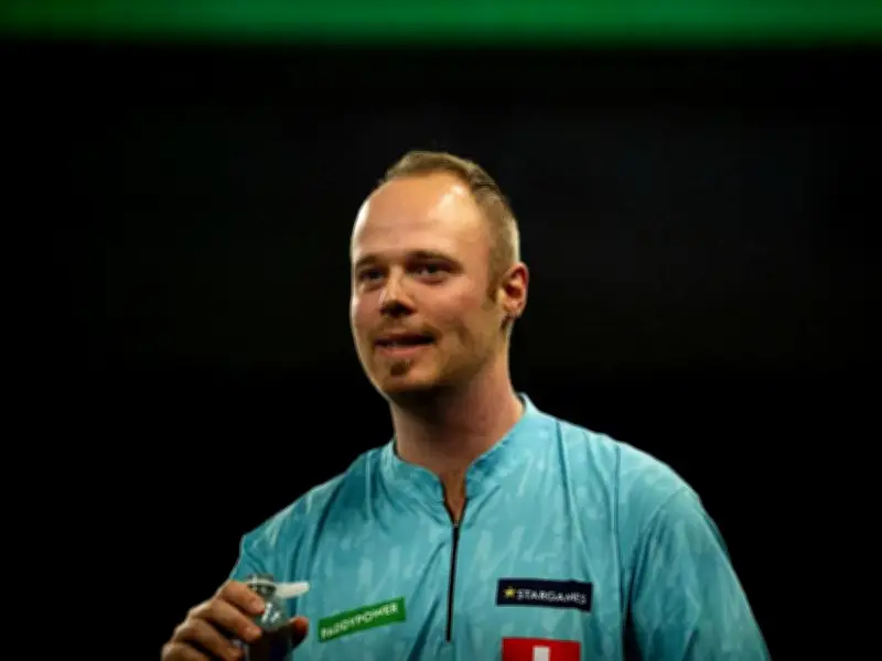 Darts: Hopp setzt nächstes Ausrufezeichen – Anderson mit 9-Darter