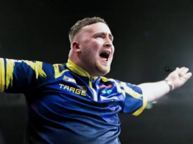Darts Premier League: Furioser Luke Littler stürmt zurück an die Spitze