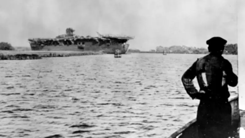 Das Geisterschiff in der Oder: Wie Hitlers Flugzeugträger bei Stettin verschwand