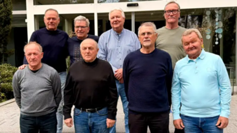 DDR-Fußball-Legenden feiern 50 Jahre Olympia-Gold in Dierhagen