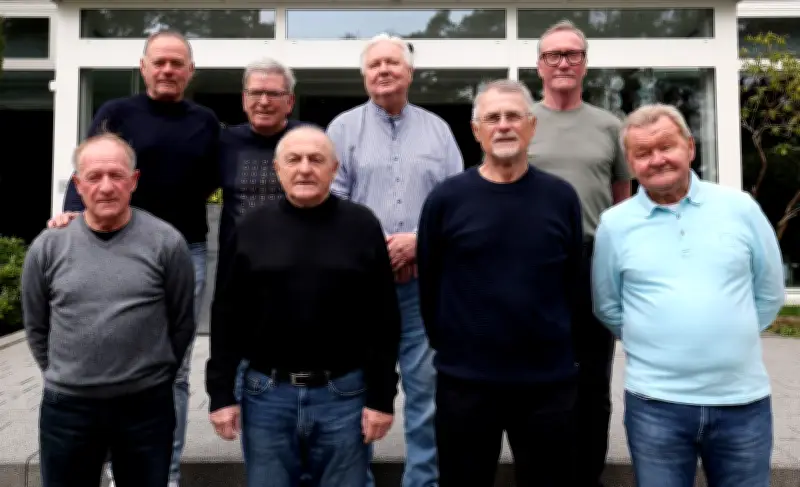 DDR-Fußballer feiern 50 Jahre Olympiasieg in Rostock