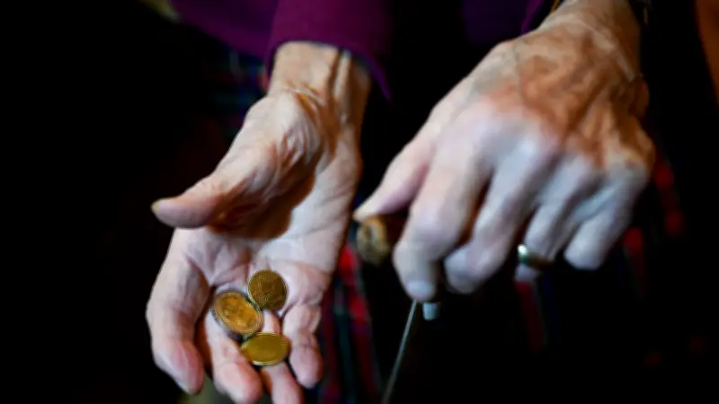 DDR-Zusatzrenten belasten Ost-Länder weiter: 2,3 Milliarden Euro jährlich