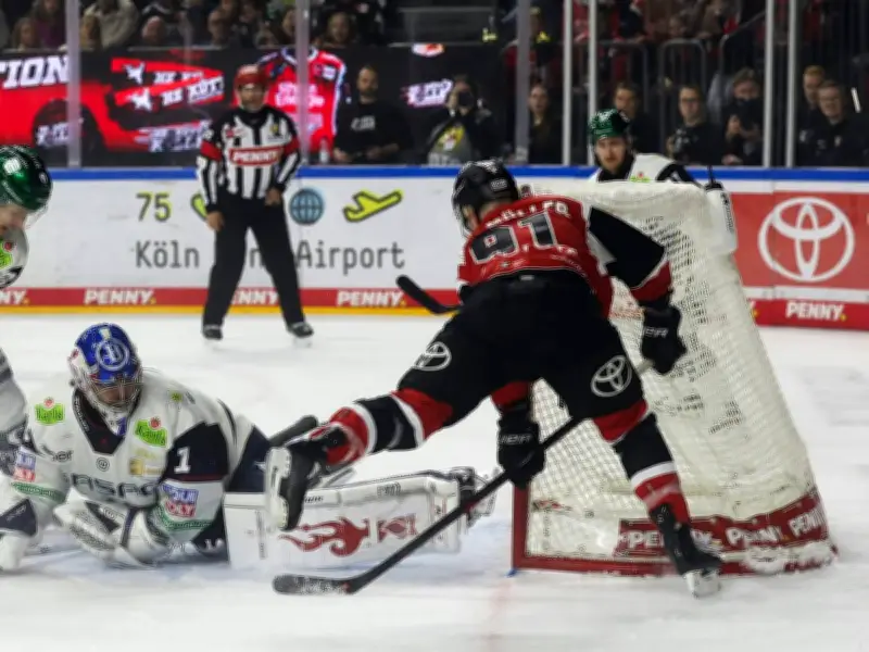 DEL-Playoffs: Köln gleicht gegen Berlin aus - Mannheim führt 2:0 gegen München
