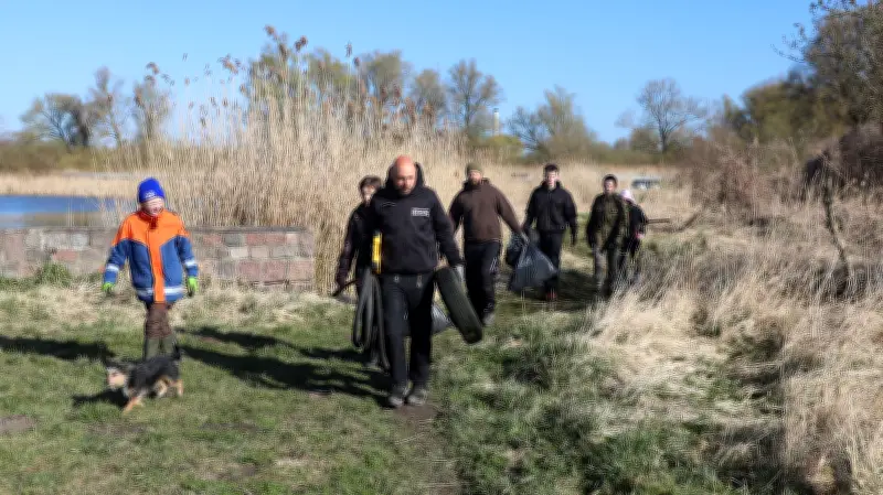 Demminer Angler schockiert: Tonnenweise Müll bei Frühjahrsputz am Badekanal entdeckt