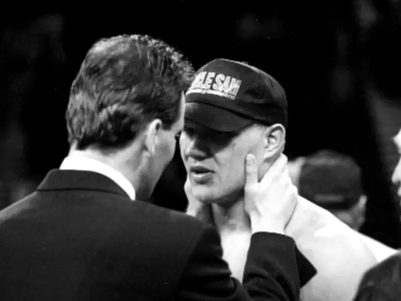 Der umstrittene Sieg: Wie Axel Schulz gegen George Foreman betrogen wurde