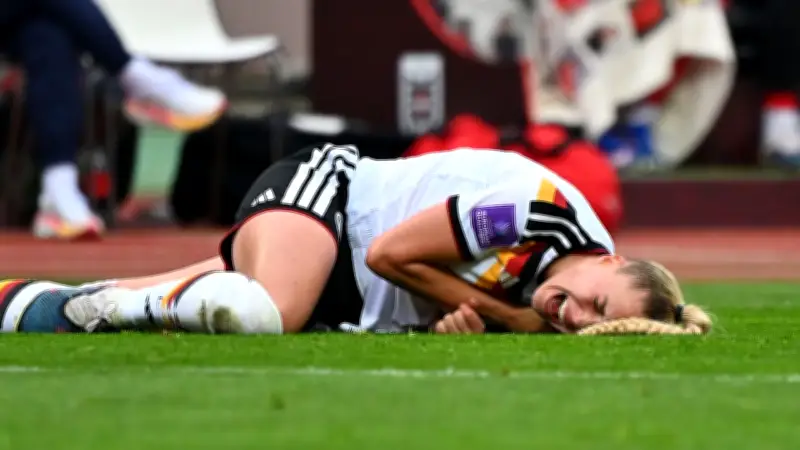 DFB-Kapitänin Giulia Gwinn verletzt: Schulter ausgekugelt - Diagnose nach Schockmoment