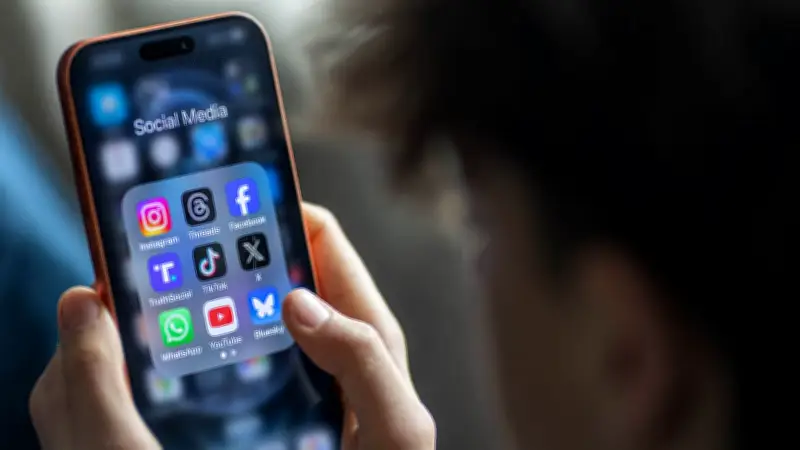 Digitalminister Wildberger startet Bürger-App: Behördengänge bald per Smartphone erledigen