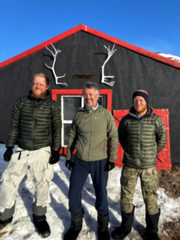 Dänemarks König reist mit Hundeschlitten-Patrouille nach Grönland