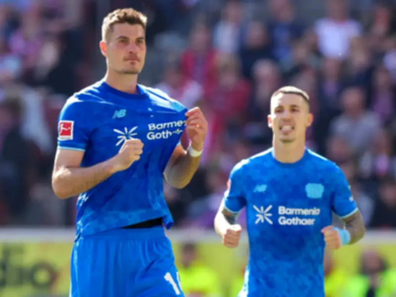 Doppelpack Schick: Leverkusen gewinnt Derby in Köln