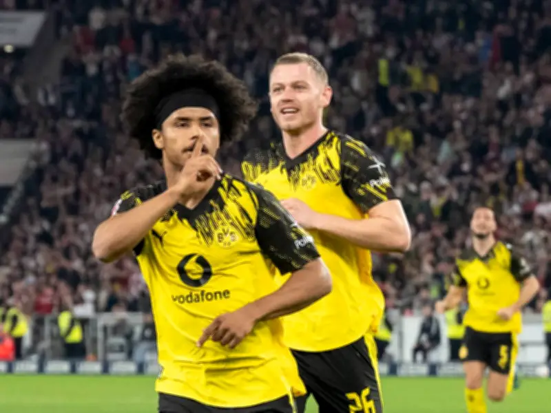 Doppelpass-Experten verteidigen Adeyemis Jubel nach BVB-Sieg in Stuttgart