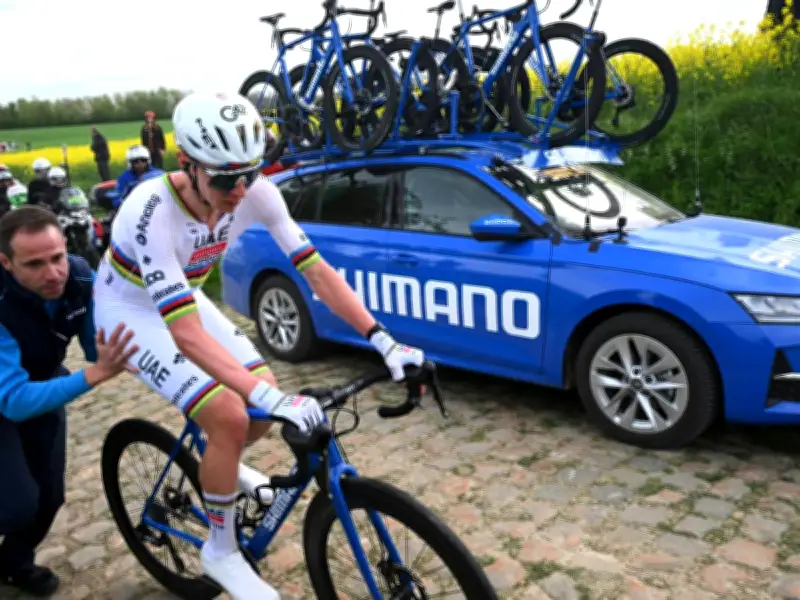 Dramatisches Finale in der Hölle des Nordens: Van Aert triumphiert vor Pogacar bei Paris-Roubaix