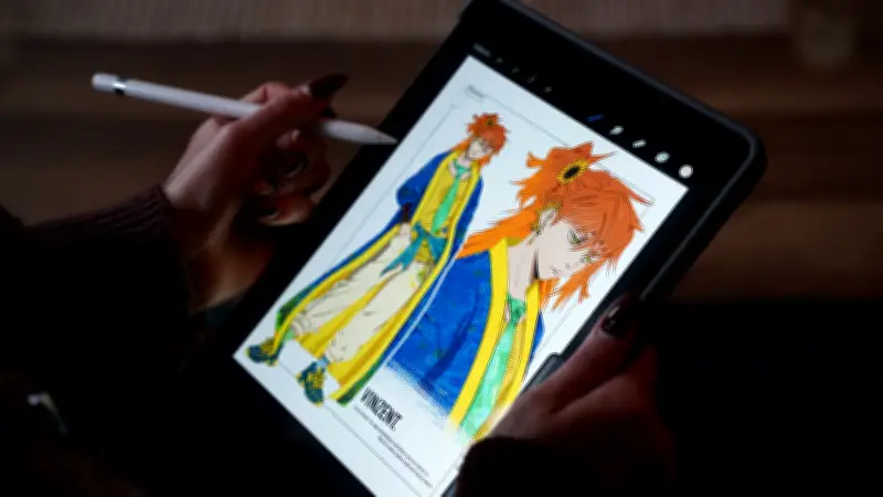 Düstere Fantasy-Welt aus Halle: Autorin kämpft gegen KI-Bedrohung der Kunst