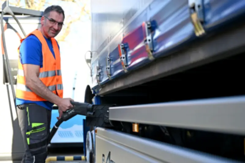 E-Lkw in Sachsen: Hohe Kosten und Lücken im Ladenetz bremsen die Elektromobilität