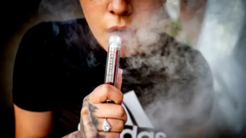 E-Zigaretten im Fokus: Neue Studien warnen vor Krebs- und Herzrisiken
