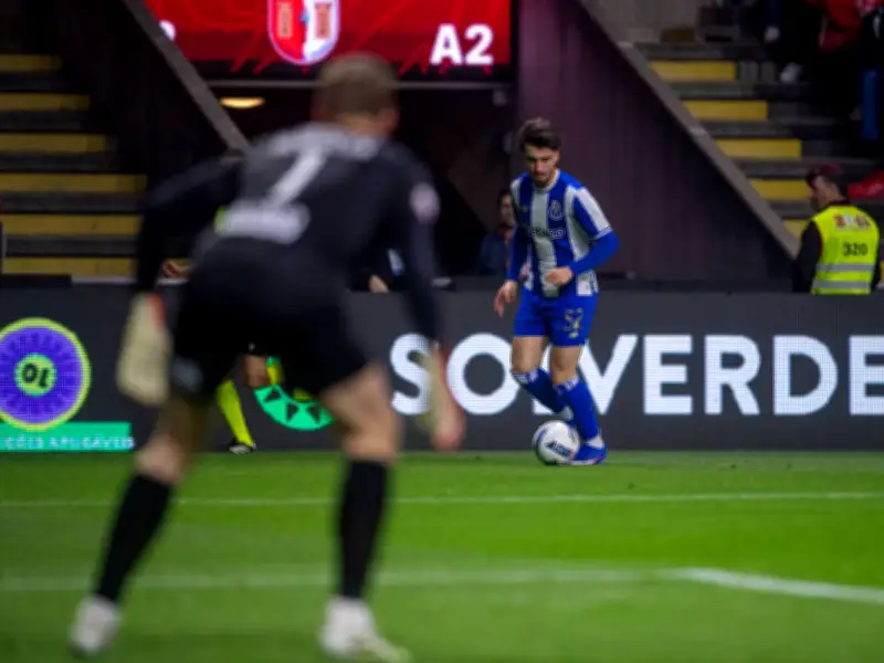 Eigentor-Drama in Porto: Europa League-Spiel kippt durch kuriosen Rückpass
