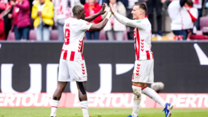 Emotionaler Sieg des 1. FC Köln: Trauer-Choreo und Abstiegskrimi gegen Werder Bremen