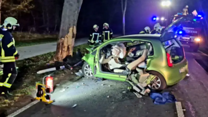 Erneut schwerer Unfall am Todesbaum: 25-Jähriger schwer verletzt nach Baum-Crash