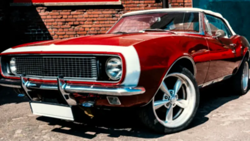 Erstes US-Car-Treffen am Bethanien Center in Neubrandenburg