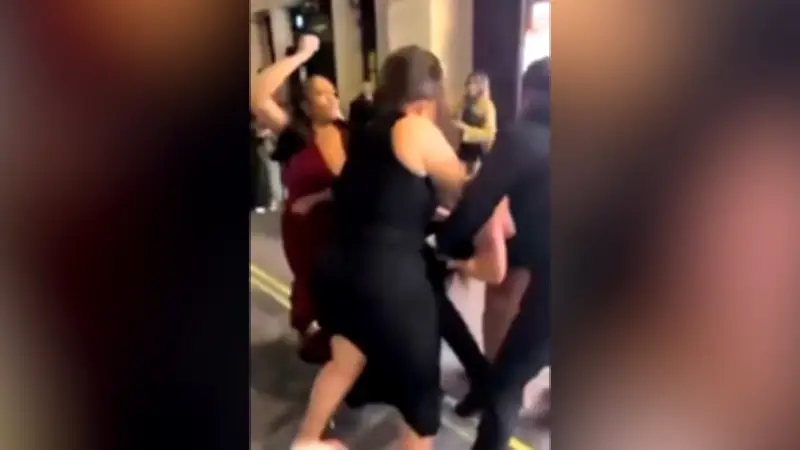 Eskalation in London: Influencer-Streit endet in brutalen Mordversuch