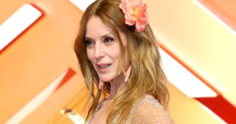 Esther Schweins bei 'Let's Dance' 2026: Karriere, Krebs-Tragödie und neue Herausforderung