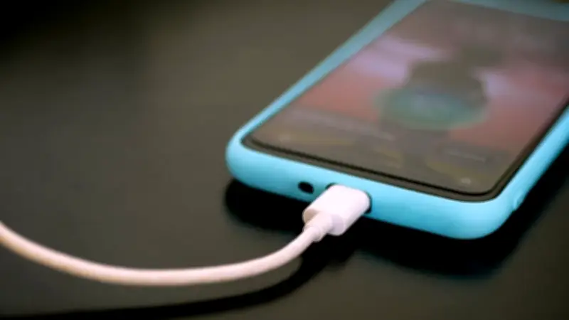 EU-Vorgabe zu Wechselakkus: Hersteller zögern und setzen auf Alternativen