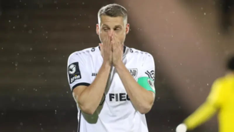 Ex-Preußen-Kapitän Lorenz: Anklage wegen Betrugsverdachts bei Spendengeldern