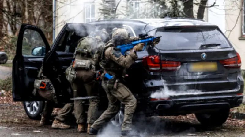 Exklusiv: BILD-Reporter trainiert mit Europas Elite-Polizei in realistischer Terrorübung