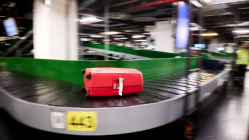 Experte erklärt: Warum Ihr Koffer am Flughafen zurückbleiben kann